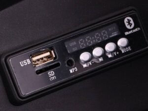 Difuzor portabil cu Bluetooth, USB și SD pentru joacă și muzică.