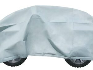 Jucărie pentru copii, mașină sub husă de protecție, model pentru joacă în exterior.