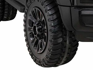 1. Anvelope off-road pentru mașini de teren, robuste și durabile, ideale pentru aventuri extreme.