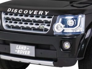 Mașină electrică pentru copii, model Land Rover Discovery, cu design realist și detalii autentice.
