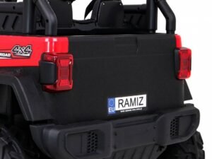 Jucărie electrică pentru copii, mașinuță off-road, robustă și adaptată pentru joacă în aer liber.
