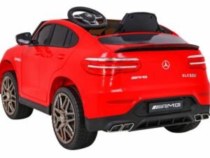 Mașină electrică pentru copii Mercedes GLC 63 S, roșu, detalii realiste, ideală pentru joacă în siguranță.