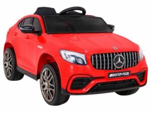 Mașină electrică pentru copii Mercedes Benz AMG roșu, ideal pentru joacă în exterior.