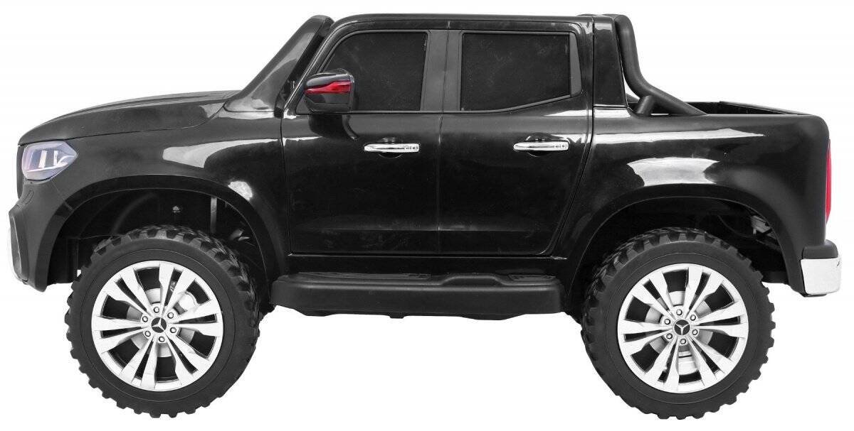 Jucărie mașină off-road pentru copii, super durabilă și realistă, ideală pentru joacă în aer liber.