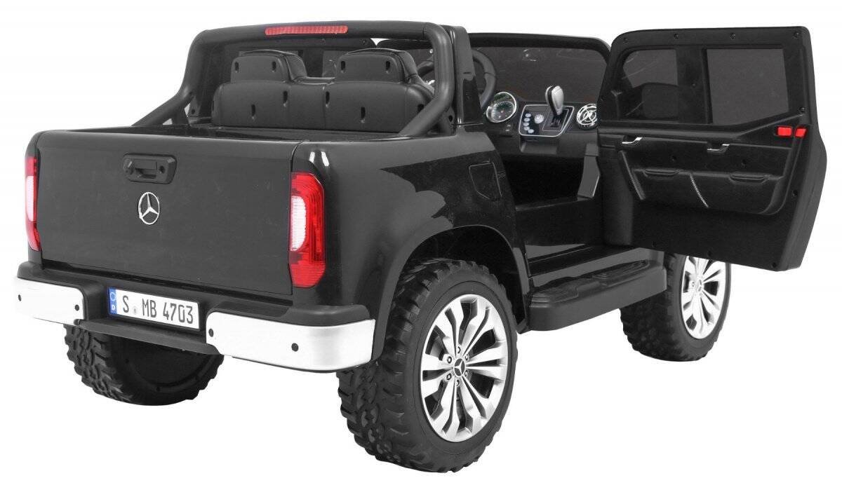 Mașinuță electrică pentru copii în stil SUV Mercedes, pentru distracție și aventură în curte.