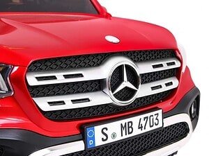 1. Jucarie casuta masina Mercedes, detaliu fata.