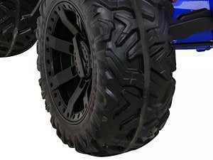 1. Anvelopă off-road pentru mașinuțe de jucărie, durabilă și aderentă.