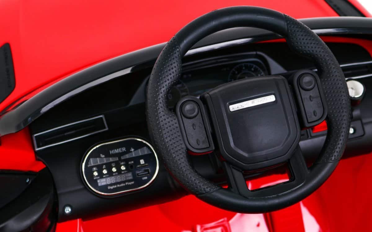 Jucarie auto pentru copii, volan cu funcții sonore, lumini și butoane pentru distracție sigură.