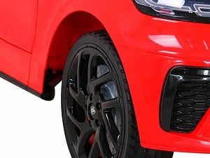 1. Jucărie auto pentru copii, mașină electrică cu design modern și sigur pentru joacă.