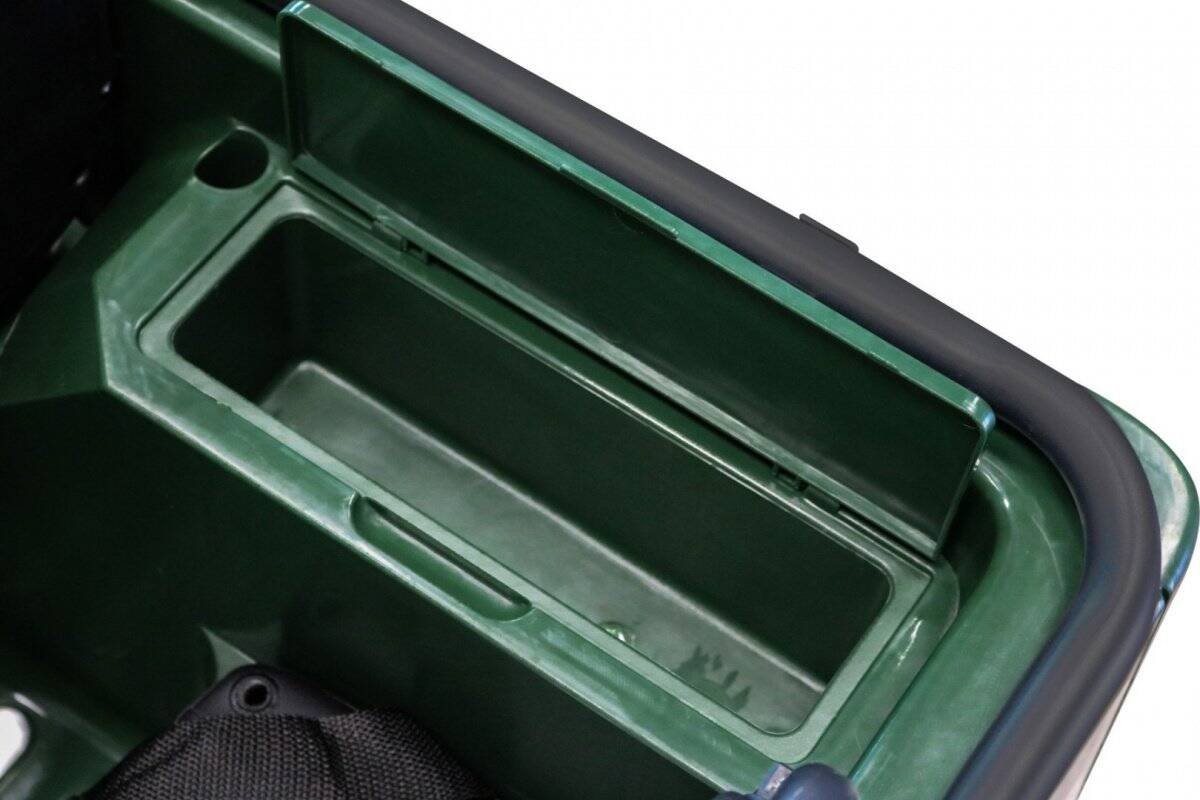 Cutie de joacă green cu compartiment pentru depozitare, ideală pentru camera copilului.