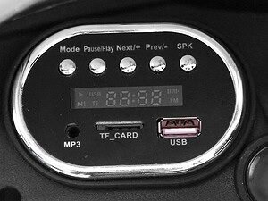 1. Afișaj și suporturi pentru USB și card TF, sistem audio pentru mașină.