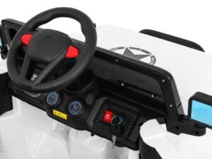 Volan și panou de control pentru mașinuțe de jucarie, design sigur și realist.