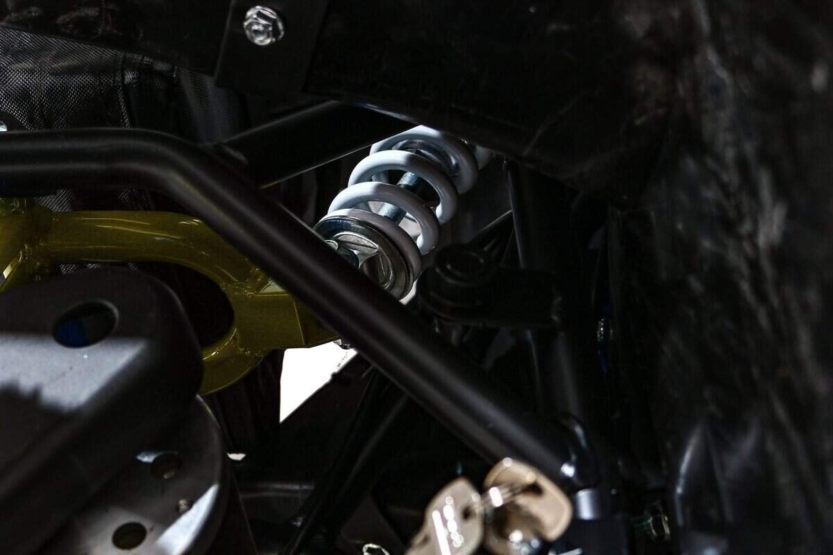 Suspensie stabilizatoare pentru mașini, detaliu tehnic.