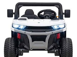 1. Mașinuță electrică pentru copii, model realist și sigur.