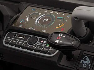 1. Ecran digital auto cu viteză și indicatori de performanță pentru vehicule electrice.