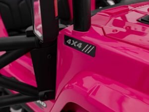 1. Jucarie pentru copii, mașinuță Disney Cars roz, educativă și distractivă pentru cei mici.