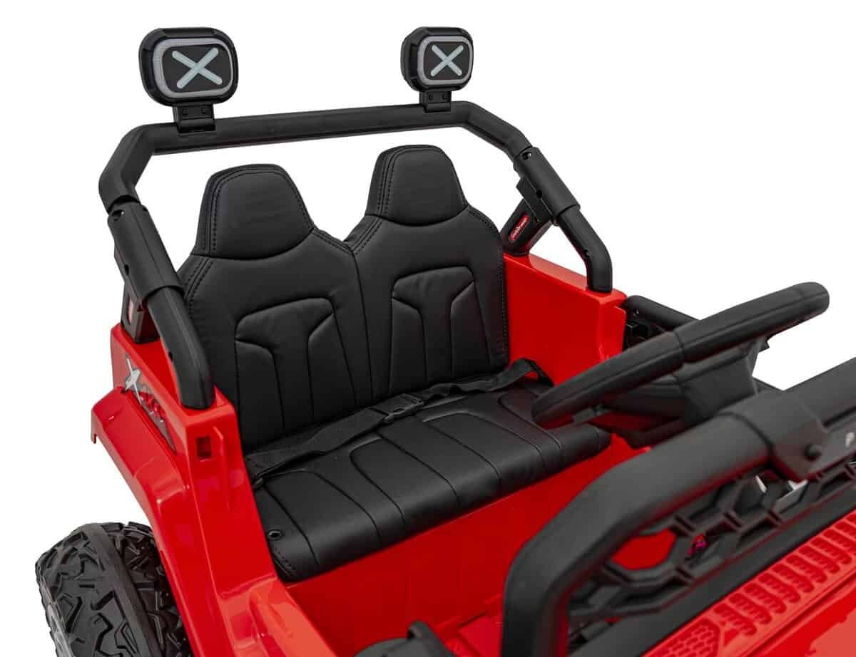 Scaun joaca electric pentru copii, mașinuță de teren, jucarie de exterior, cadou pentru copii, mașină electrică copil, jucarie mașină off-road, mobilier pentru joacă copii.