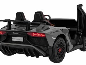 Mașinuță electrică pentru copii Lamborghini Aventador SV, design realist și sigur pentru micii pasionați de mașini.