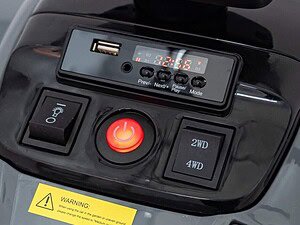 1. Completamente digital, control de temperatură și mod 4WD pentru jucării electrice.