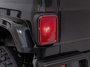 Lumina de stop pentru jucării, model realist, detaliu auto pentru copii și colecție.