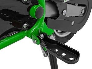 1. Pedal de bicicletă pentru copii, sigur și durabil, în culoare negru.