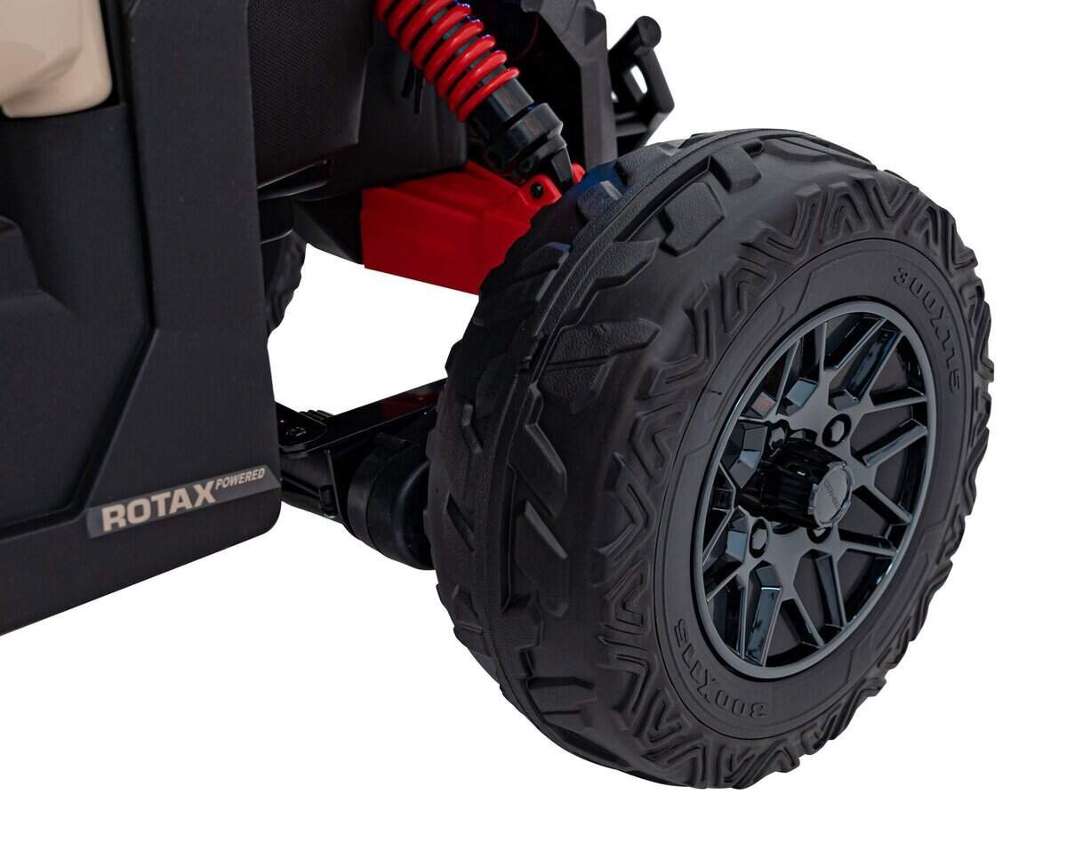 1. Anvelopă motorizată pentru mașinuțe jucării, detaliu robust și durabil.