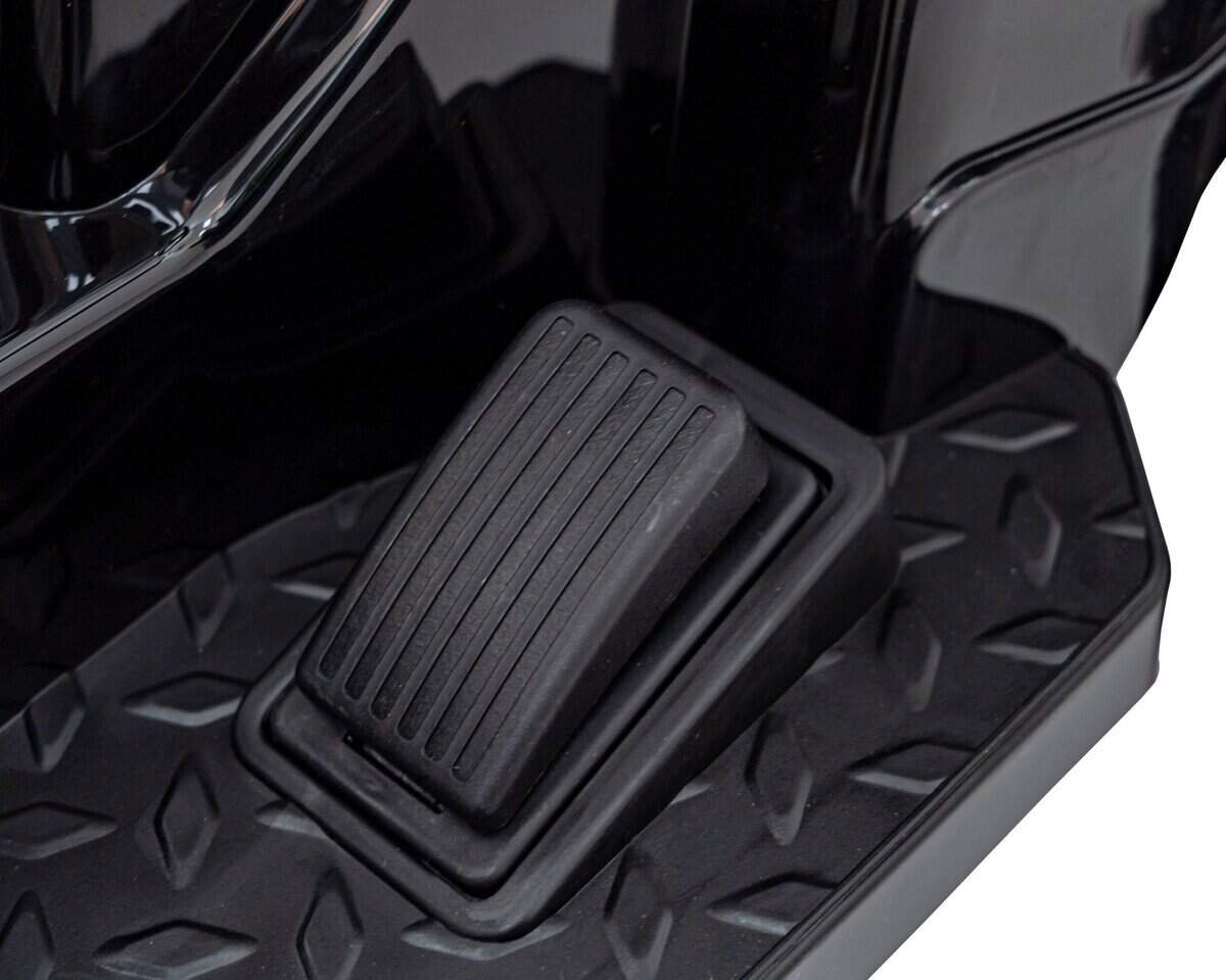 Piciorus de acceleratie pentru jucarii, sigur pentru copii, design ergonomic si rezistent.