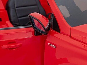 1. Jucarie masinuta rosie pentru copii, automotor de calificare sportivă.