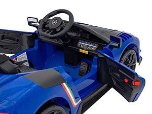 Mașinuță electrică pentru copii, modelele sportive și aventură, perfectă pentru distracție în aer liber.