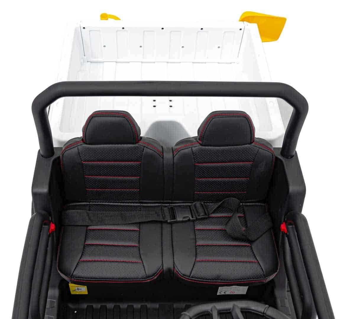 Jucarie masina electrica pentru copii cu scaune confortabile si siguranta ridicata.