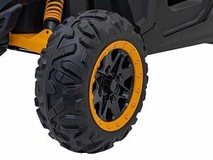 Anvelopă off-road pentru ATV-uri, roată robustă cu design durabil.
