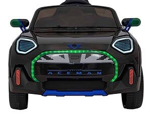 Camioneta electrică pentru copii, model modern cu lumini și detalii colorate.