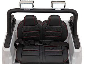 1. Scaun auto pentru maști de jucării, siguranță și confort pentru copii mici.