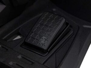 Buton accelerare masina, pedală accelerație auto, pedală de accelerație automobil, control accelerator vehicul.