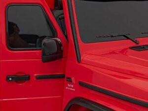 Jucării casuțe pentru copii, model de mașină roșie, material sigur și durabil pentru joacă în siguranță.