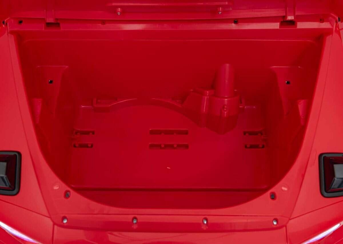 - Spațiu pentru depozitare jucării copii, teren de joacă pentru copii în mașinuțe.