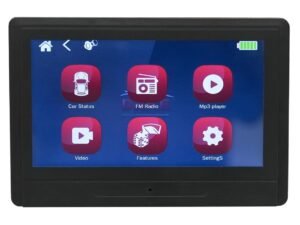 Ecran de control auto cu interfață digitală și funcții multiple pentru siguranța mașinii.