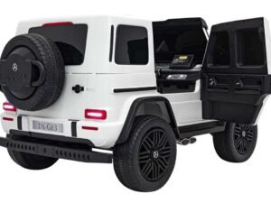 Mașinuță electrică pentru copii, model Mercedes Benz, jucărie cu aspect real pentru distracție.