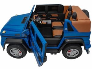 1. Masina electrică pentru copii, model SUV albastru, cu interior detaliat și scaune confortabile.