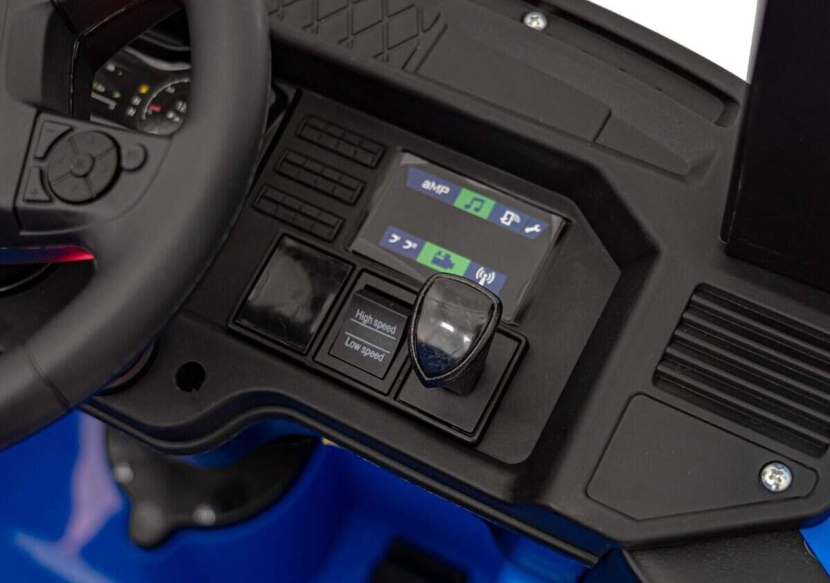 Siguranta si confort pentru copii, controlul electronic al vehiculului jucărie.