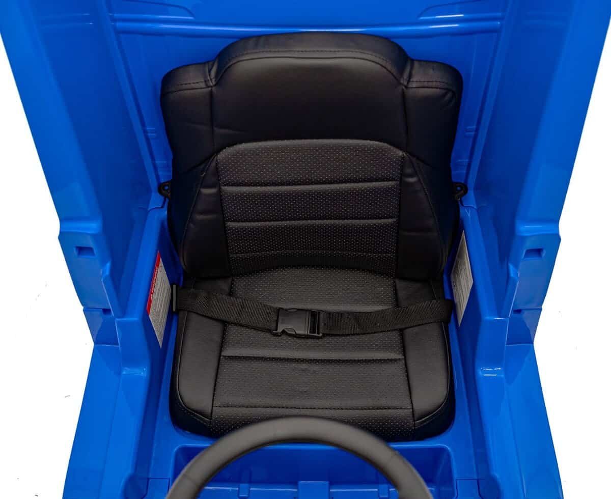 Căluț de plastic pentru copii, jucărie de exterior și interior, idei de joacă educativă.