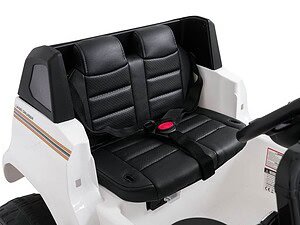 1. Scaun auto pentru jucării, design realist și sigur, pentru copii mici.