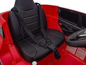 1. Scaun pentru mașinuță electrică pentru copii, confortabil și sigur.