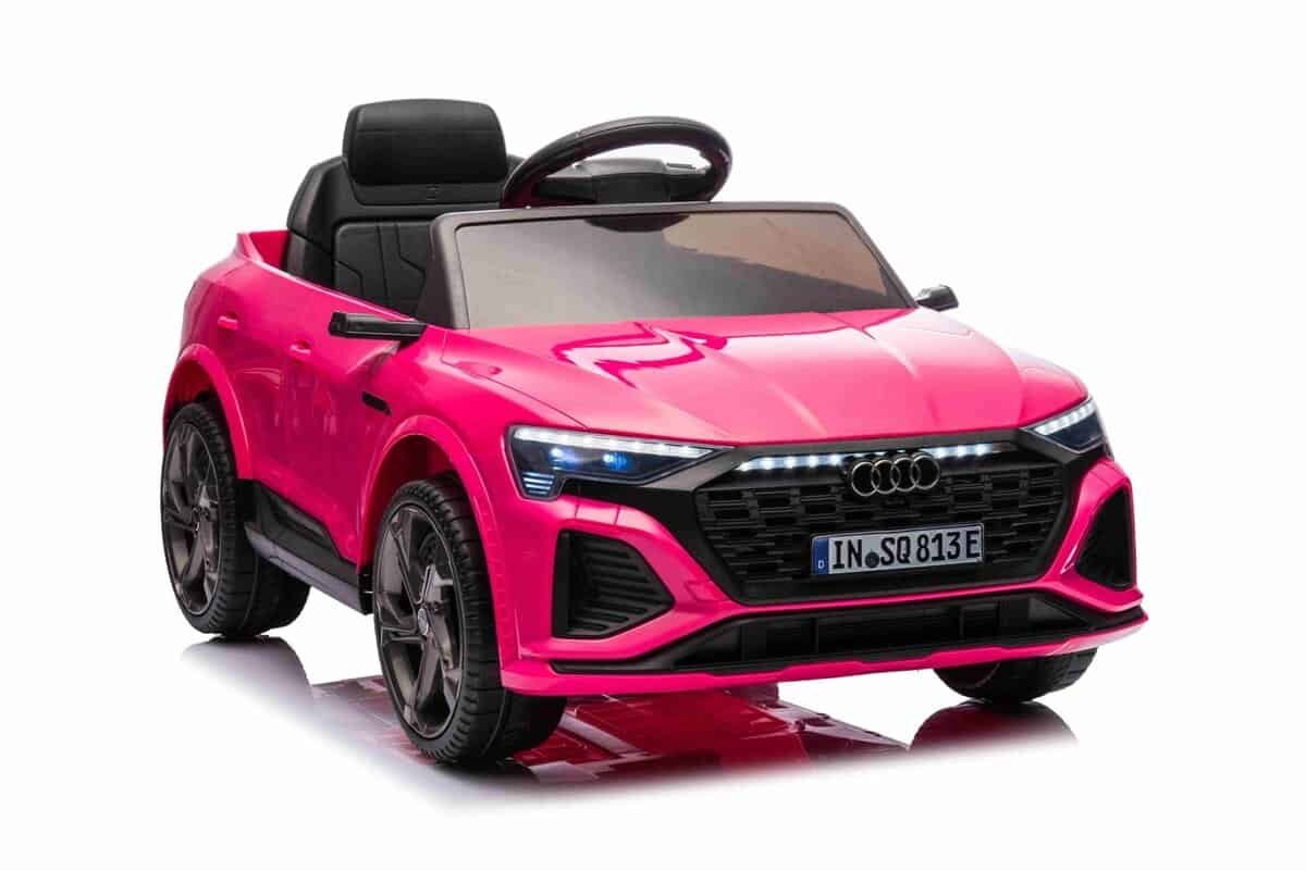 Mașinuță electrică pentru copii, modele sport și elegante, ideal pentru distracție și aventură.