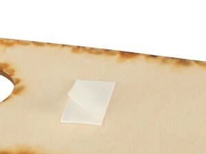 Pașaport de lemn pentru jucării, decor de calitate pentru casuța de jucării.