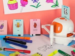 Colorful children's drawing and educational toys from Casuta Jucariilor, perfect for learning and play.