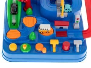 Colorat joc de puzzle cu mașini și elemente de trafic pentru copii, ideal pentru dezvoltarea abilităților.