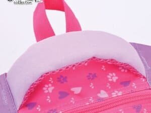 - Acesta are 1 compartiment principal cu 2 buzunare