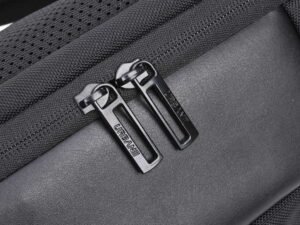 port extern de incarcare cu cablu USB intern