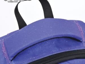 - Acesta are 1 compartiment principal cu buzunar